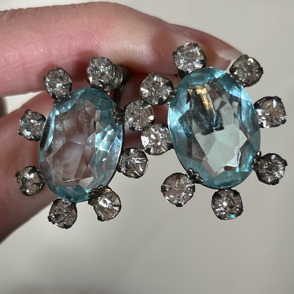 Antique Art deco Sterling Silver oversized pale blue quartz Screw back earrings - Picture 4 of 15